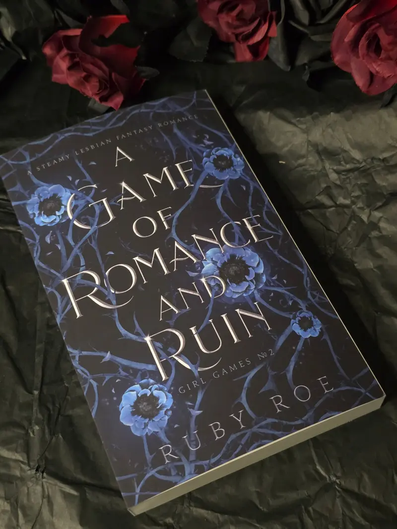 A Game of Romance and Ruin (Girl Games #2), by Ruby Roe (softback, english edition)