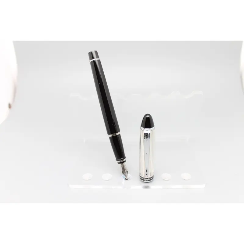 Aurora Ipsilon Black Barrel and Sterling Silver Cap FP