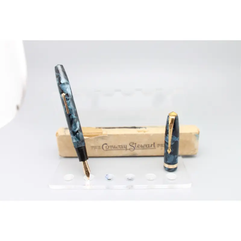Conway Stewart No 84 Fountain pen