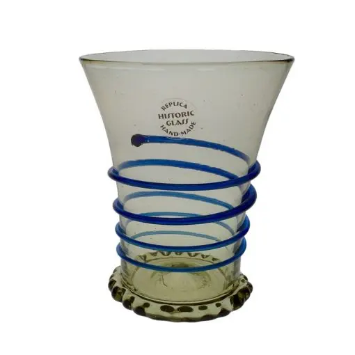 Glas med blå tråddekor