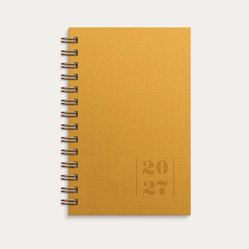 Kalender 2027 Leader Textile senapsgul