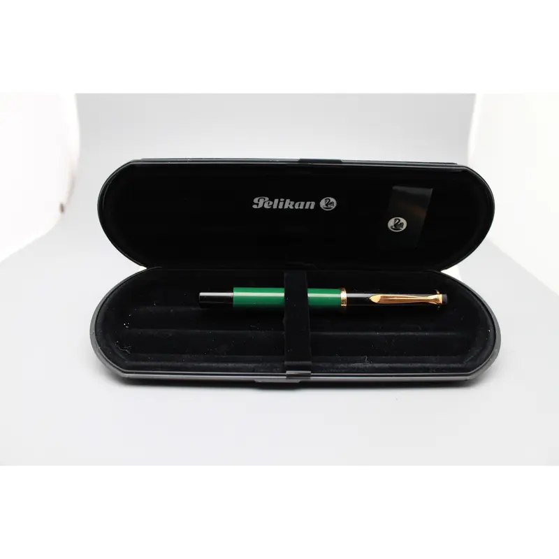 Pelikan M150 Black/Green GT Fountain pen