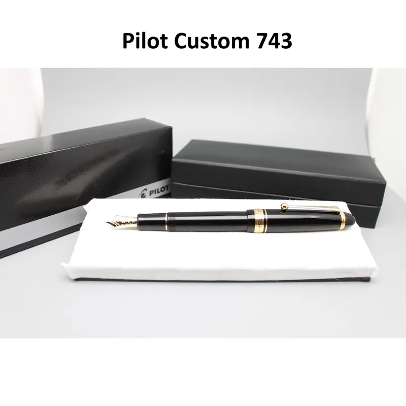 Pilot Custom 743 med 14k F/M spets