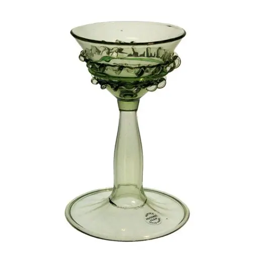 Pokal med grön tråddekor