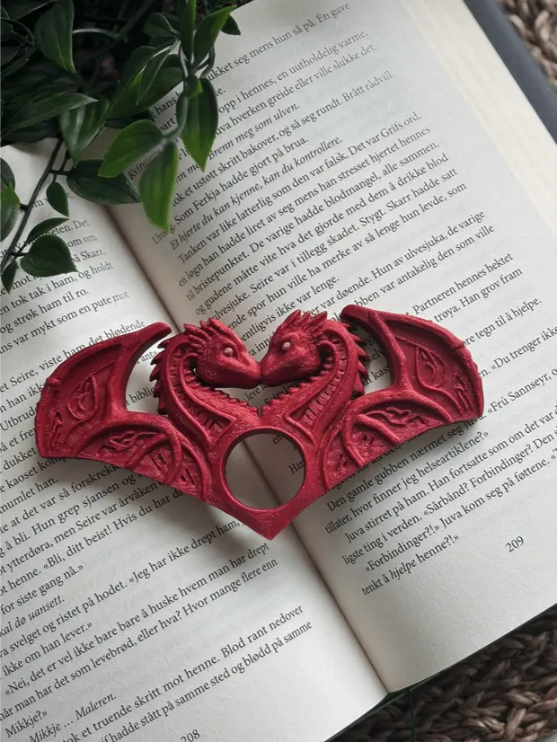 Red Dragon Thumbholder