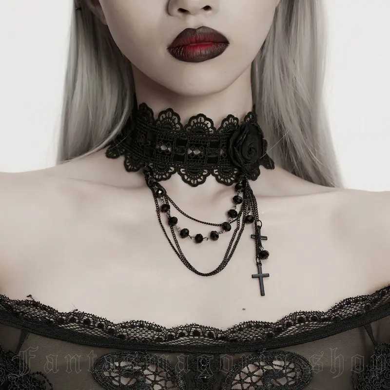 Rose Noir Choker
