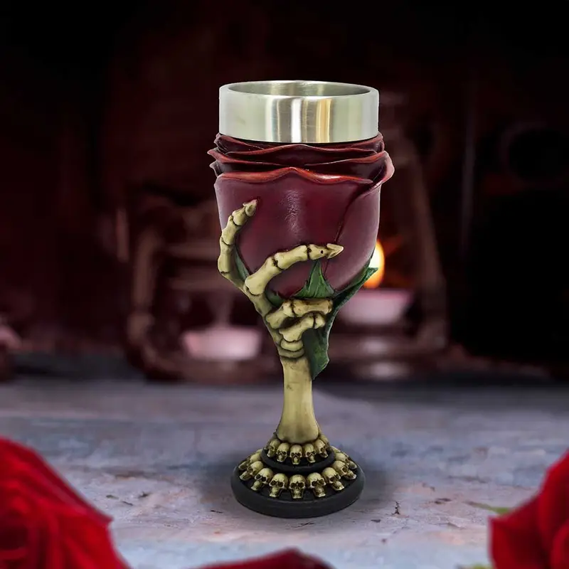 Rose To the Occasion Goblet - Gotisk skeletthand-kalk 20cm