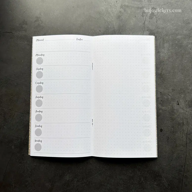 SECONDS – Traveler's Notebook – Regular size • SWEDISH • Svensk Vecka + Anteckningar 🇸🇪