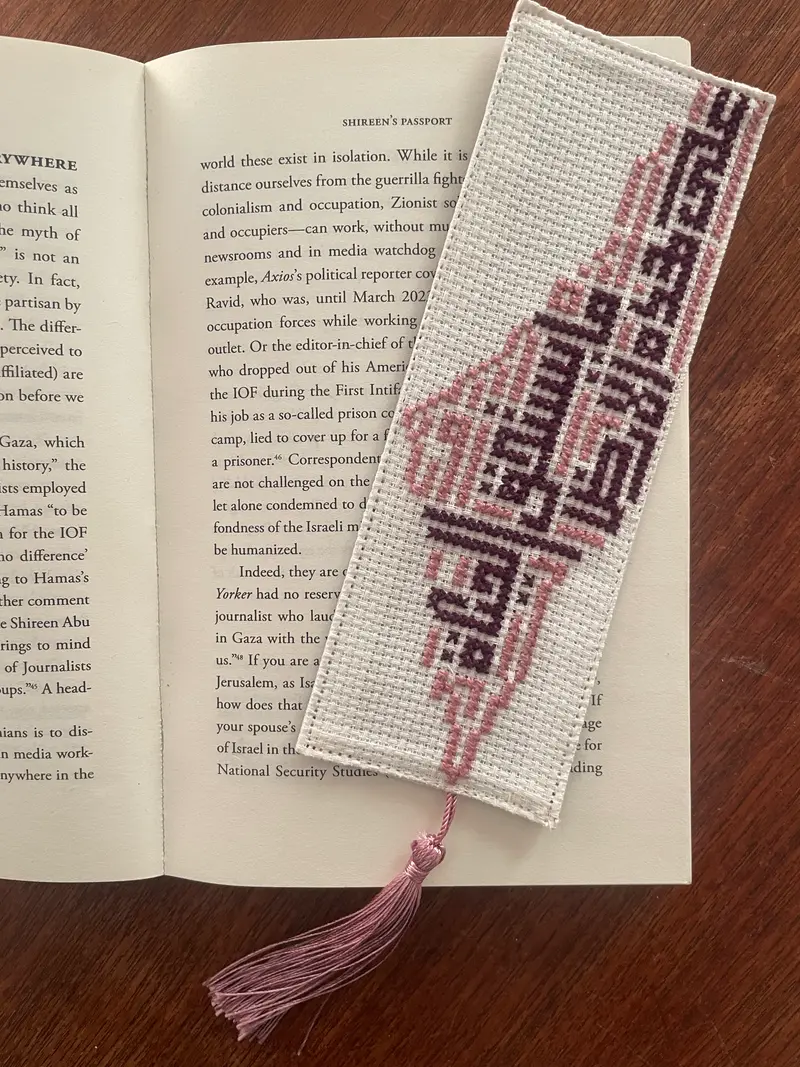 Tatreez Bookmark - Map with Mahmoud Darwish quote - Purple