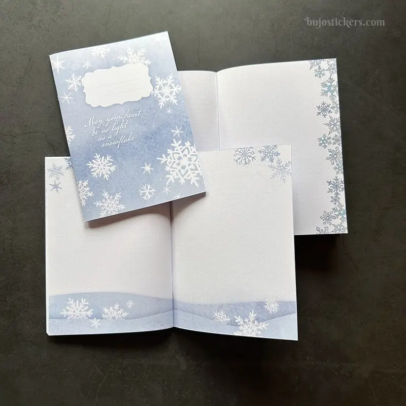 Traveler's Notebook – B6 size – Winter – All pages unique!