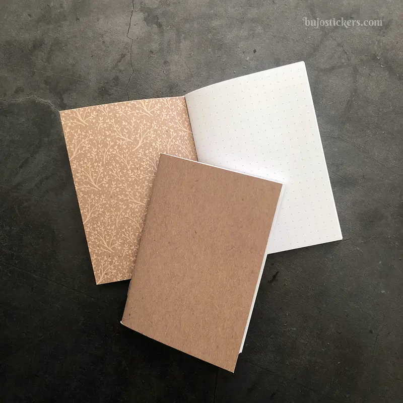 Traveler's Notebook Passport dotted