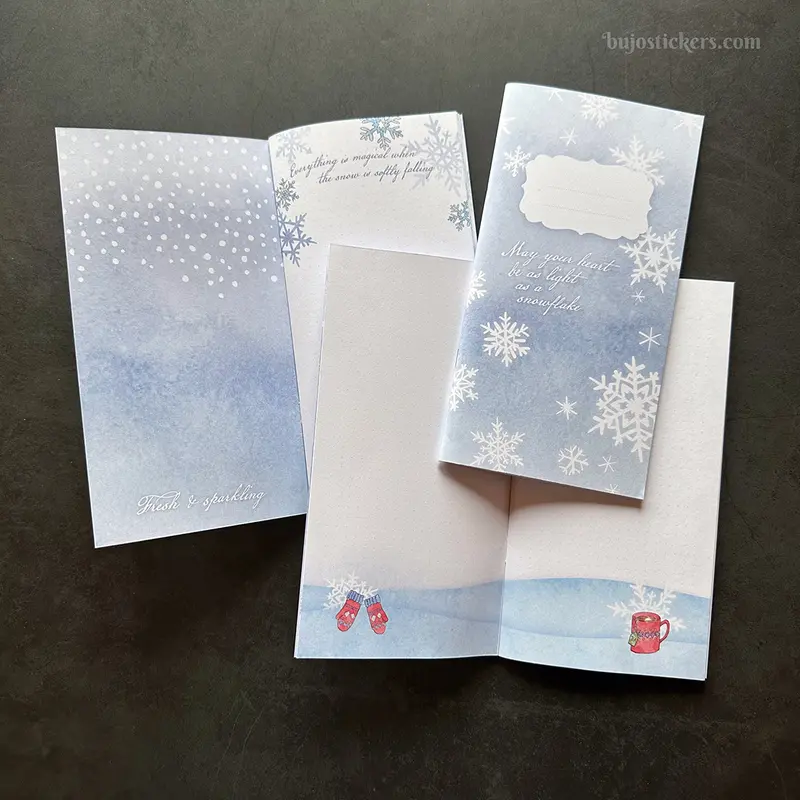 Traveler's Notebook – Regular size – Winter – All pages unique!